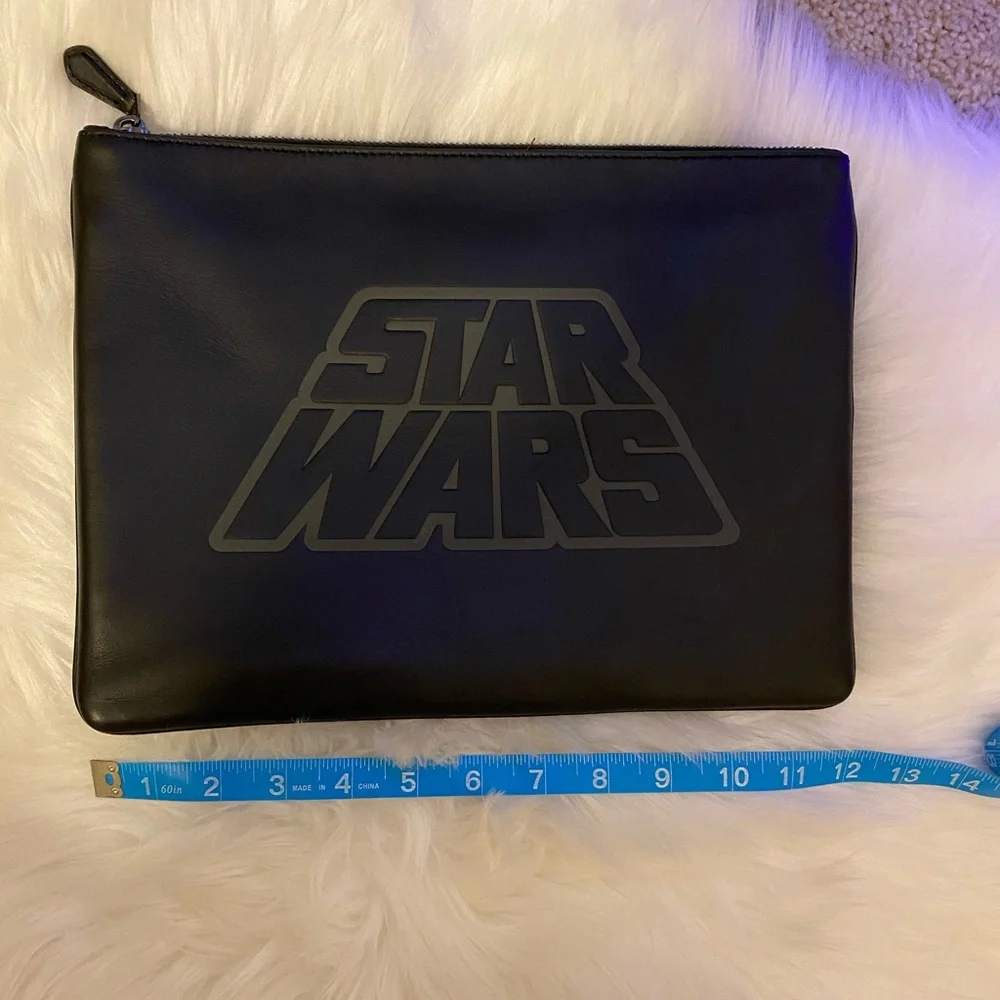 COACH STARWARS POUCH WRISTLET NWT - Picture 11 of 15
